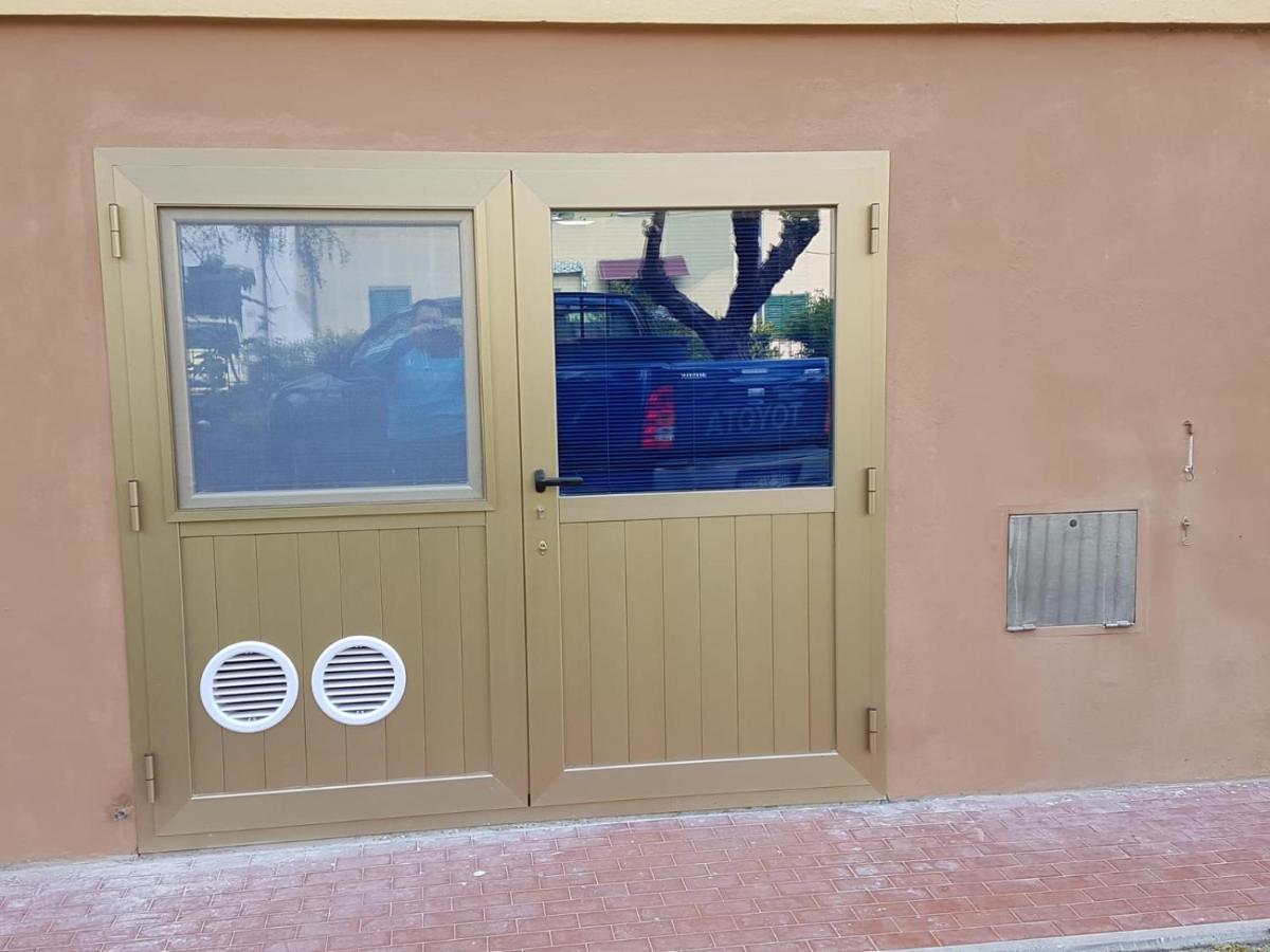 Ferienwohnung Sole...Mare...E...Spiaggie Bianche! Vada Exterior foto