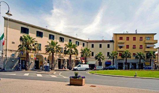 Ferienwohnung Sole...Mare...E...Spiaggie Bianche! Vada Exterior foto